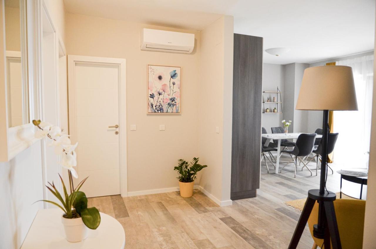 Family Friendly Apartments With A Swimming Pool Povljana, Pag - 244 Exterior photo