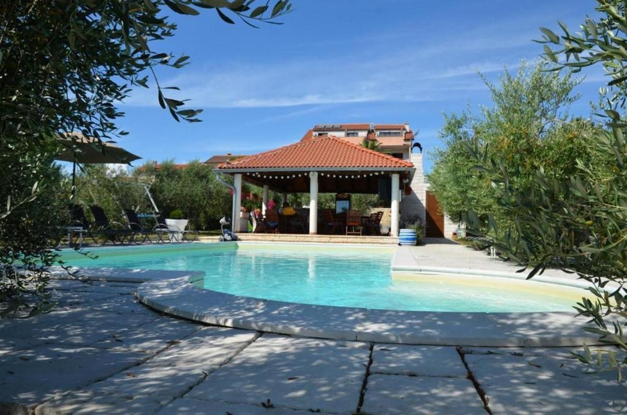Family Friendly Apartments With A Swimming Pool Povljana, Pag - 244 Exterior photo