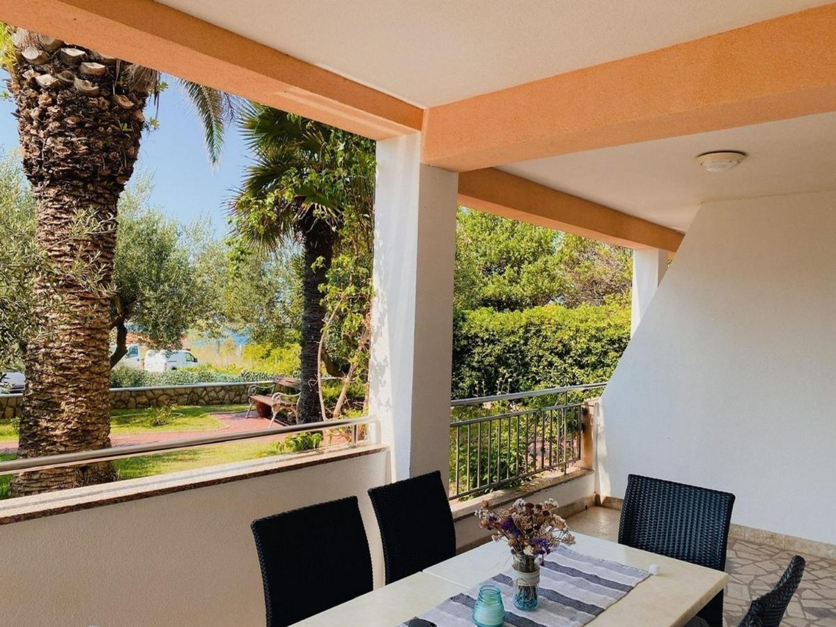 Family Friendly Apartments With A Swimming Pool Povljana, Pag - 244 Exterior photo