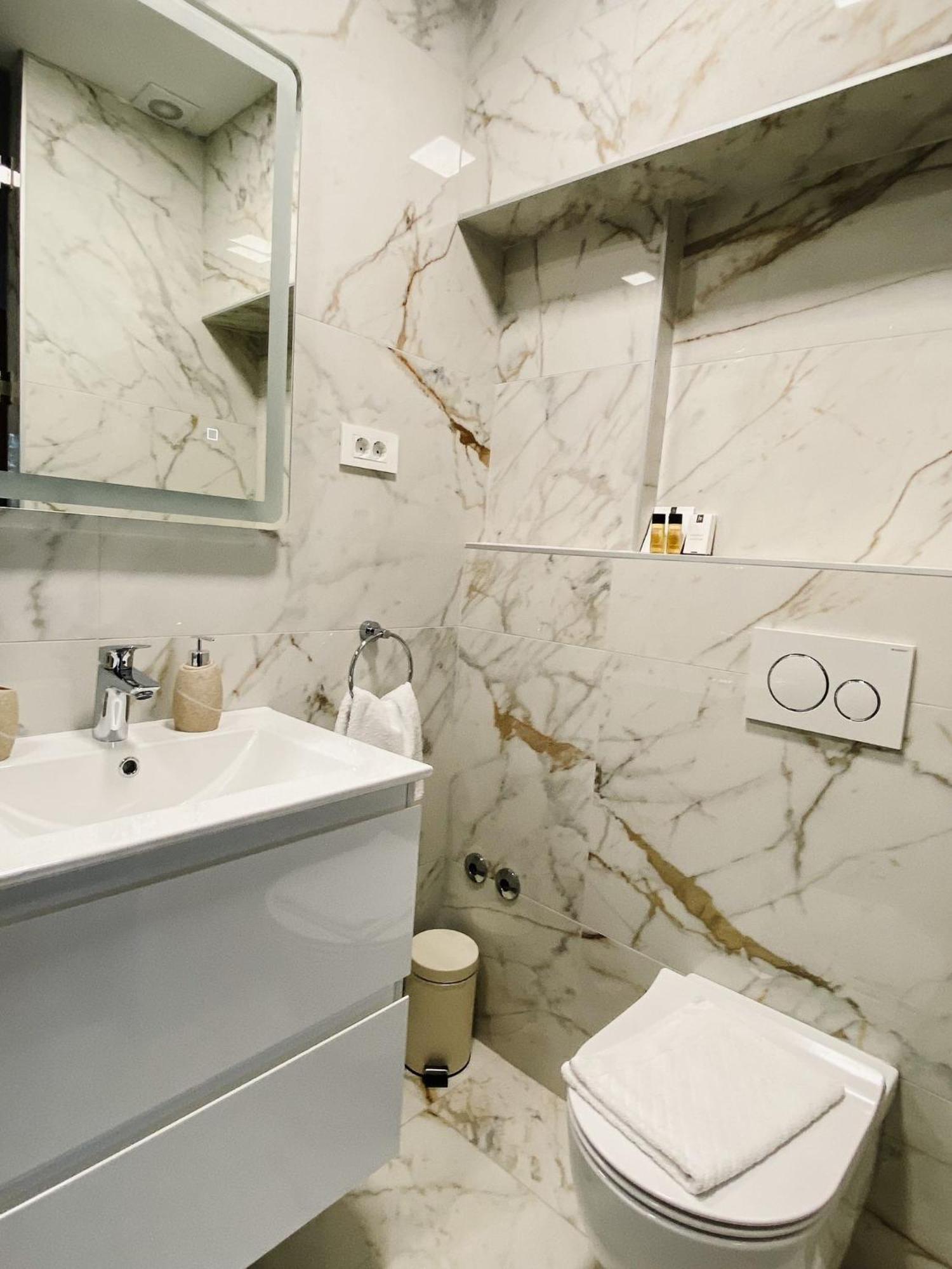 Family Friendly Apartments With A Swimming Pool Povljana, Pag - 244 Room photo