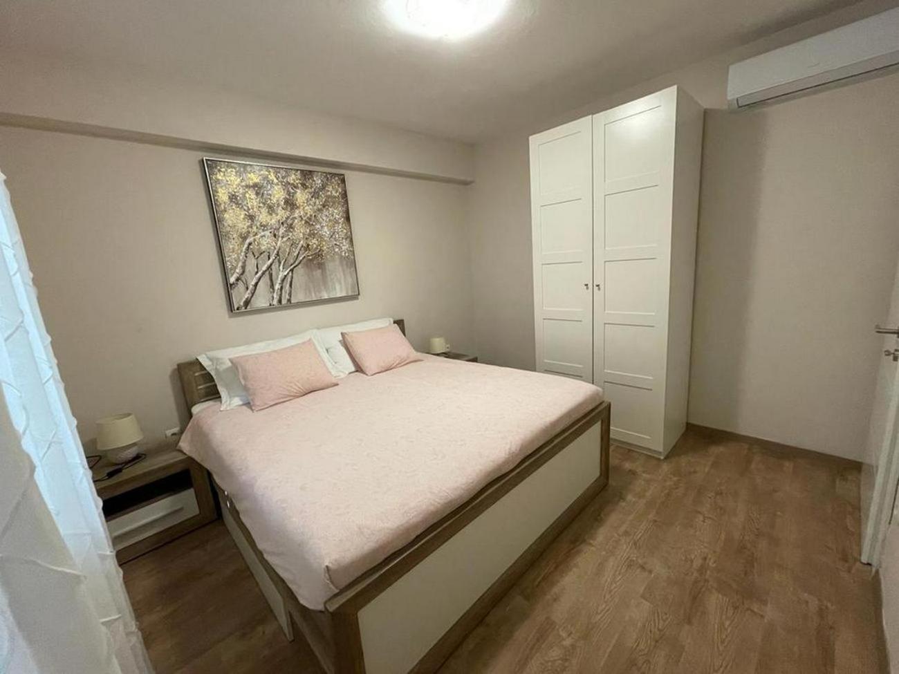 Family Friendly Apartments With A Swimming Pool Povljana, Pag - 244 Room photo